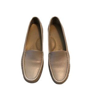 SAS Tripad Comfort Beige Leather Slip On Loafers Moc Toe Womens Shoes Size 7.5 N